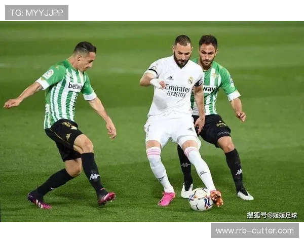 皇家贝蒂斯足球俱乐部辉煌历程与绿色激情的传承故事 皇家贝蒂斯足球俱乐部辉煌历程与绿色激情的传承故事