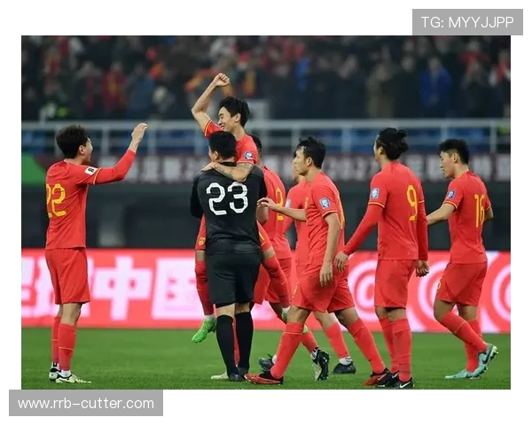 中国男足备战世界杯预选赛 新帅阵容调整期待突破重塑辉煌 中国男足备战世界杯预选赛 新帅阵容调整期待突破重塑辉煌