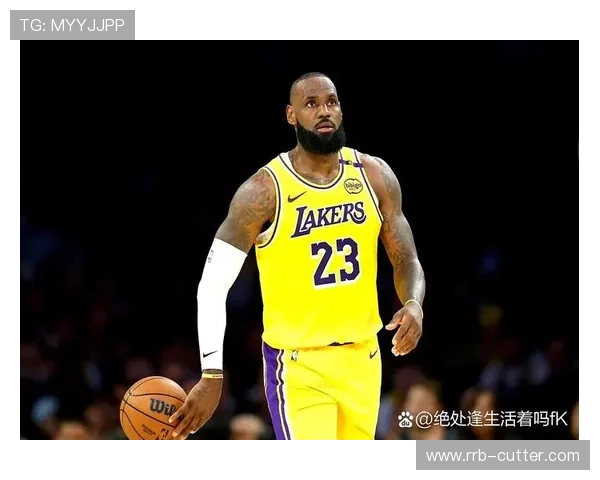 勒布朗詹姆斯领衔湖人队强势反弹 迎战勇士再现经典对决 勒布朗詹姆斯领衔湖人队强势反弹 迎战勇士再现经典对决