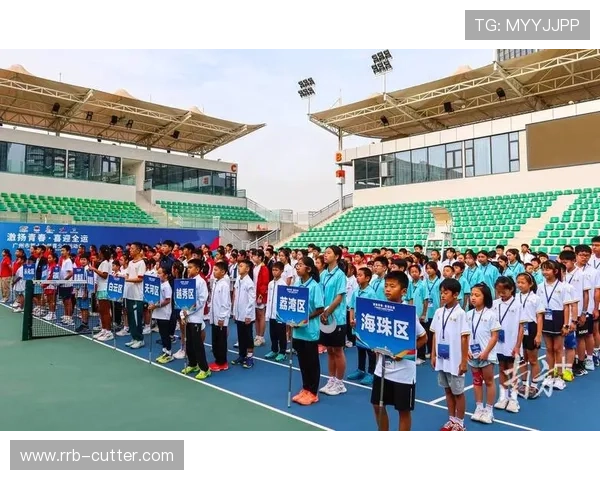 网球赛季激战正酣 球员排名变化引发关注 决赛日的激烈对决值得期待 网球赛季激战正酣 球员排名变化引发关注 决赛日的激烈对决值得期待