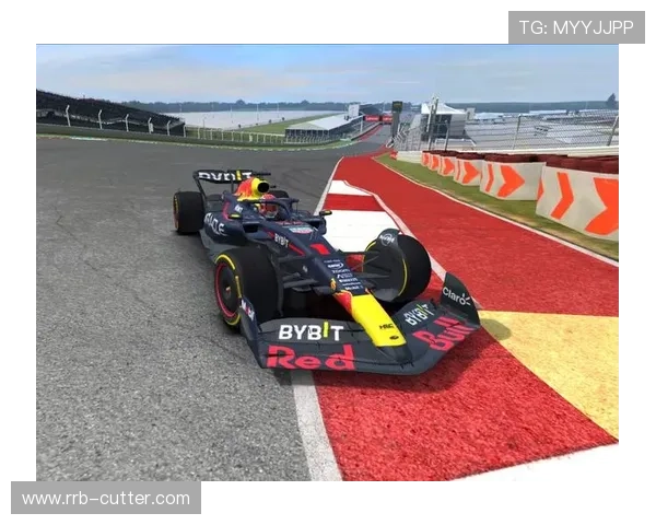 F1赛季激战正酣 车手间角逐白热化 红牛引擎优势明显 赛道表现成关键 F1赛季激战正酣 车手间角逐白热化 红牛引擎优势明显 赛道表现成关键