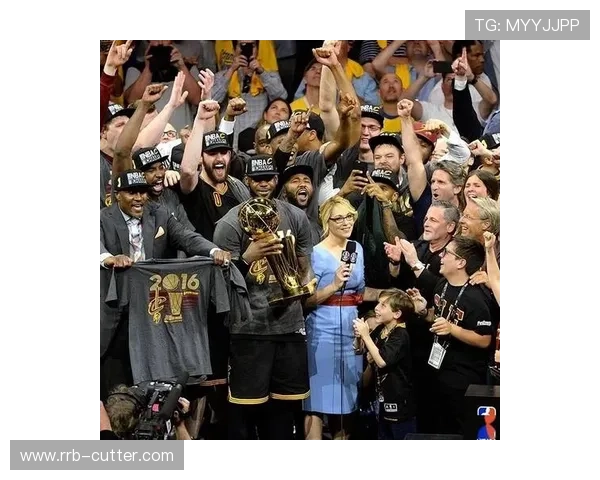 围绕NBA马刺探讨球队复兴之路与新赛季关键变化趋势分析篇全景 围绕NBA马刺探讨球队复兴之路与新赛季关键变化趋势分析篇全景