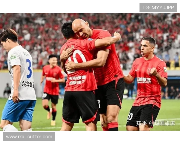 国家队新帅首秀告捷联赛焦点战引爆周末足球热潮球迷热议未来布局